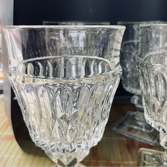 4 Pcs - Indiana Glass Wine Glasses Mt. Vernon Clear Pattern W/Square Base - Picture 5 of 14